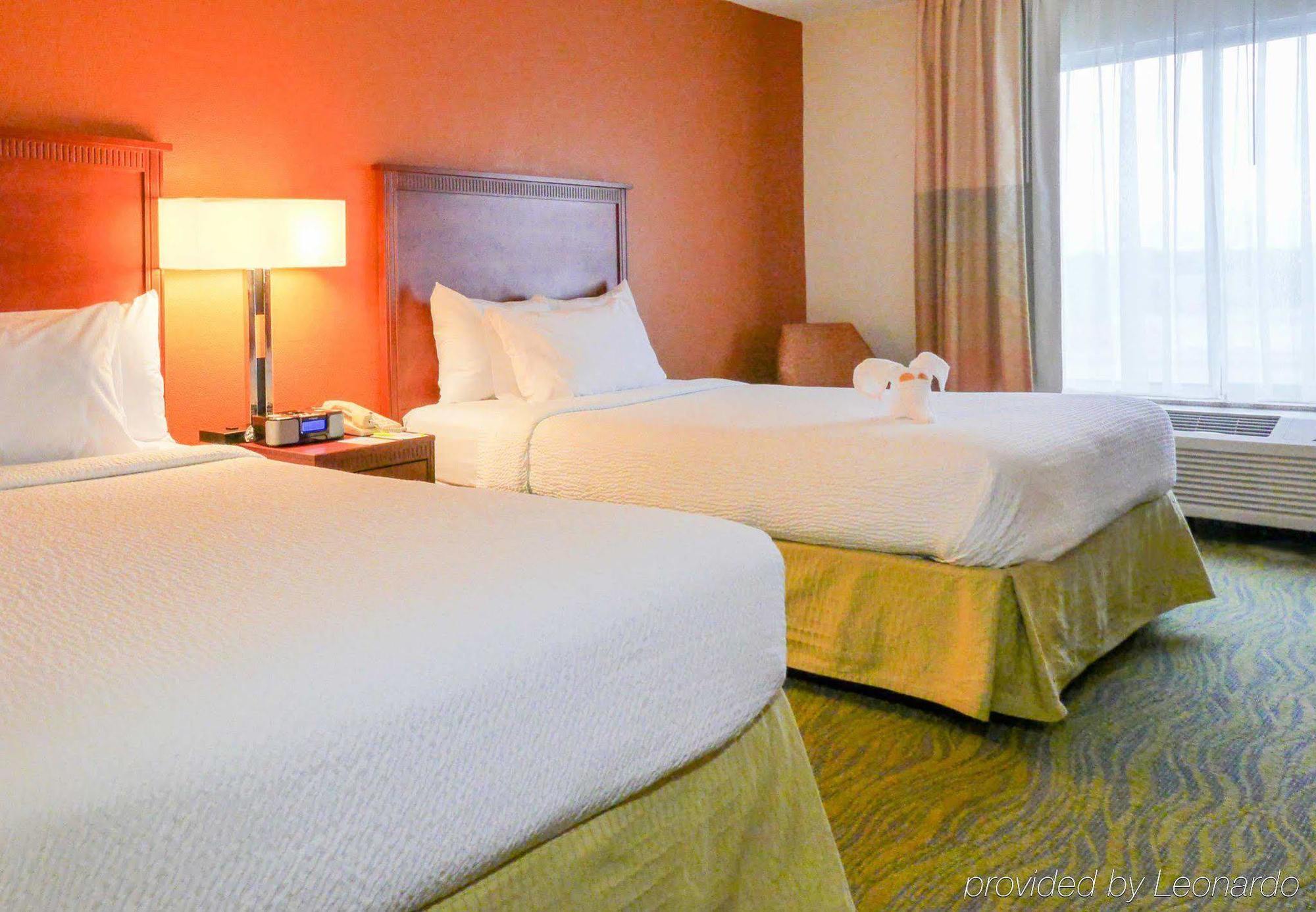 Quality Inn Fayetteville Near Fort Bragg Exterior photo